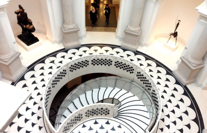 rotunda-staircase