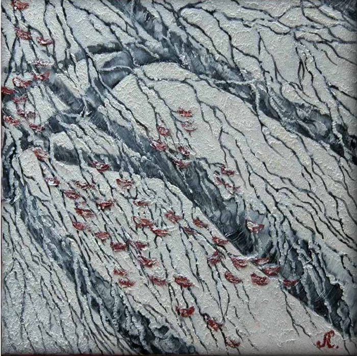 Красное на белом